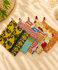 Set of 4 Vintage Kantha Pot Holders – Handmade Cotton Sari Hot Pads