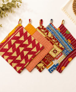 Set of 4 Vintage Kantha Pot Holders – Handmade Cotton Sari Hot Pads