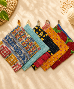 Set of 4 Vintage Kantha Pot Holders – Handmade Cotton Sari Hot Pads