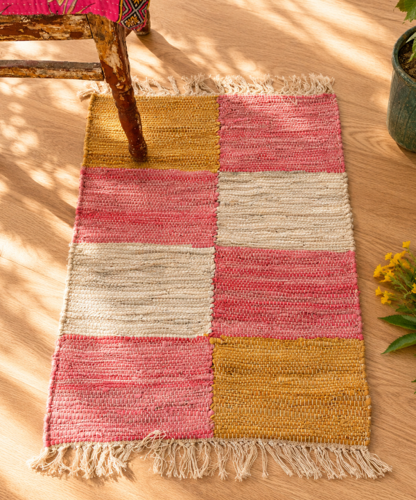 Handmade Cotton Chindi Rag Rug – Assorted Boho Woven & Tufted Floor Mat – Multicolor Recycled Fabric Rug