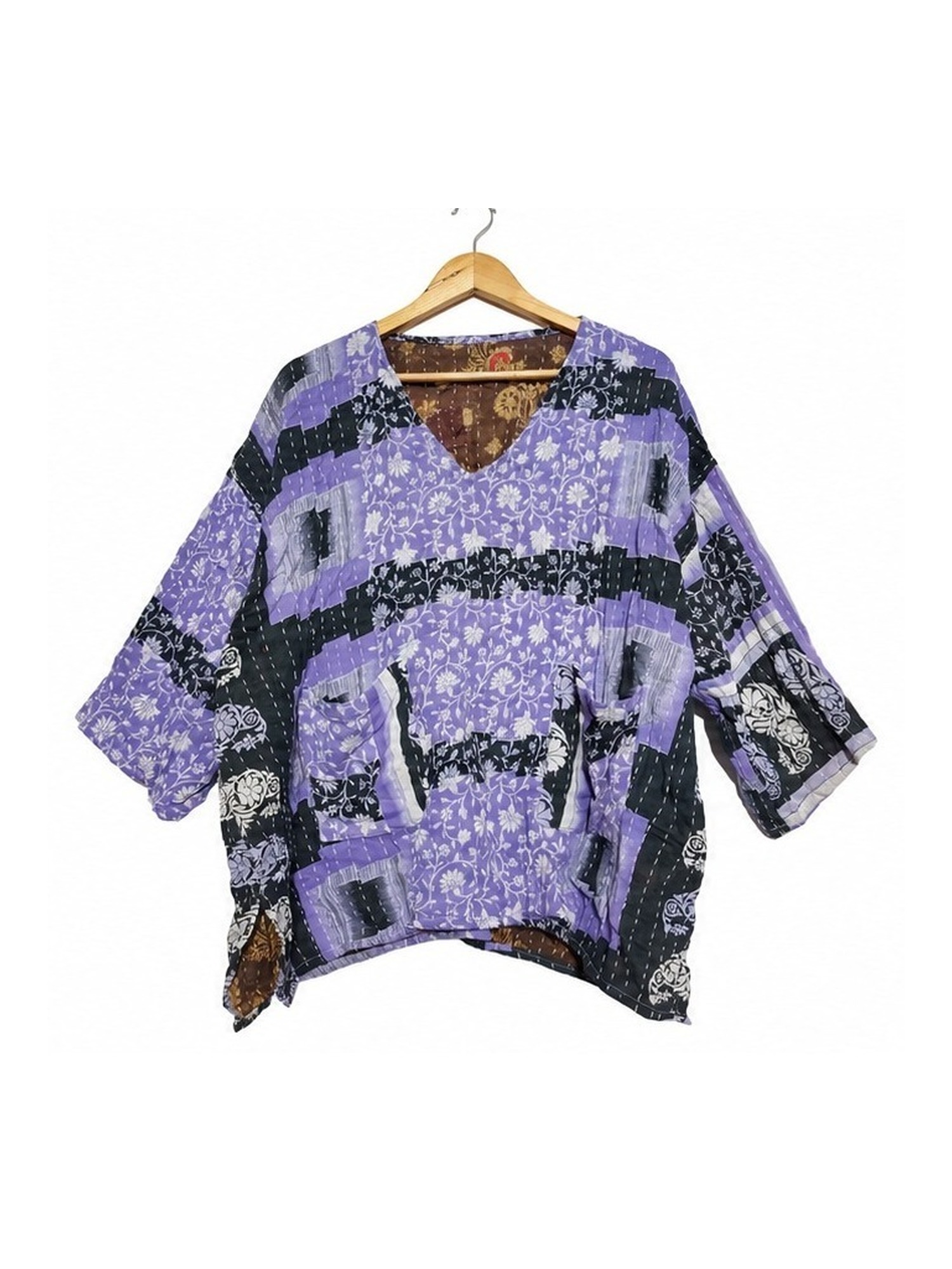 Lavender and Black Floral Striped Reversible Kantha Top – Handmade Vintage Cotton Sari Boho Top, Free Size - Image 2