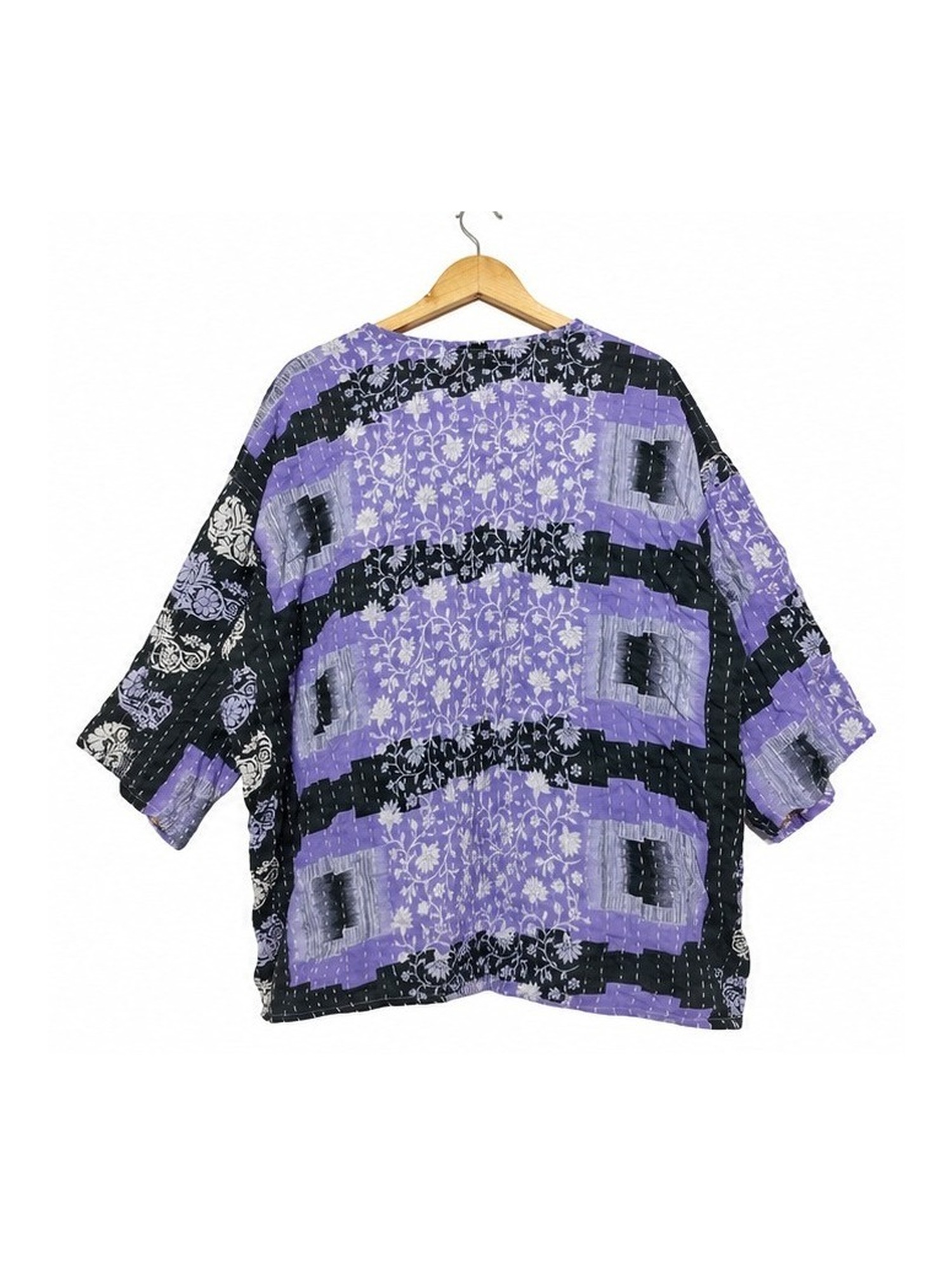 Lavender and Black Floral Striped Reversible Kantha Top – Handmade Vintage Cotton Sari Boho Top, Free Size - Image 4