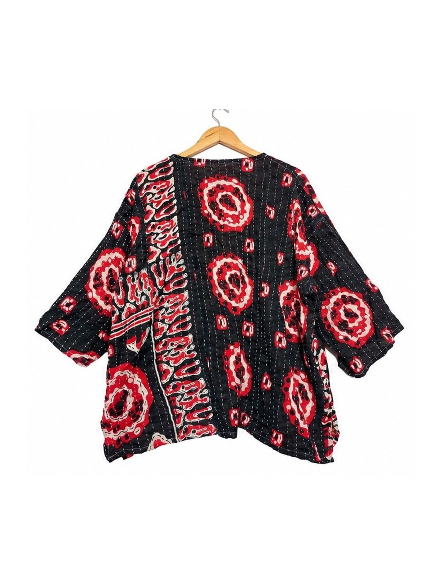 Black and Red Circle Print Reversible Kantha Top – Handmade Vintage Cotton Sari Boho Top, Free Size - Image 4